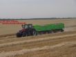 Case MX 200 mit Hängern.jpg