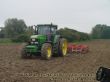 JD 7810 mit Saatbettkombi.jpg